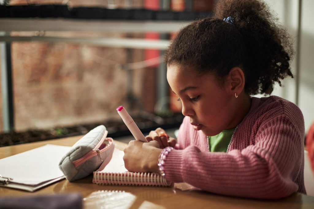 Sobrecarga escolar de final de ano